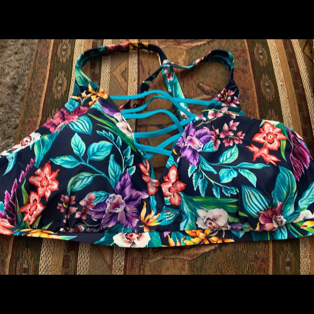 Bikini Top - Picture 3 of 6